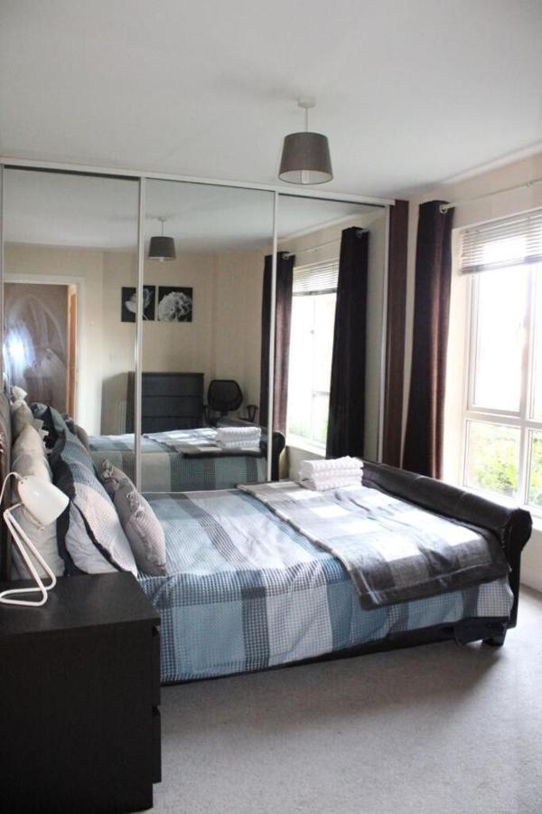 Two Bedroom Apartment, Free Parking, Close To Uclan And Free Wifi Престон Екстер'єр фото